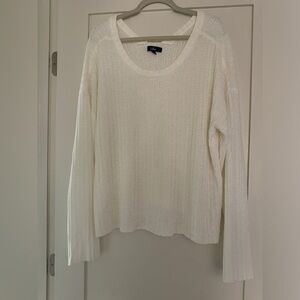 *LIKE NEW* Lulu's White Sweater